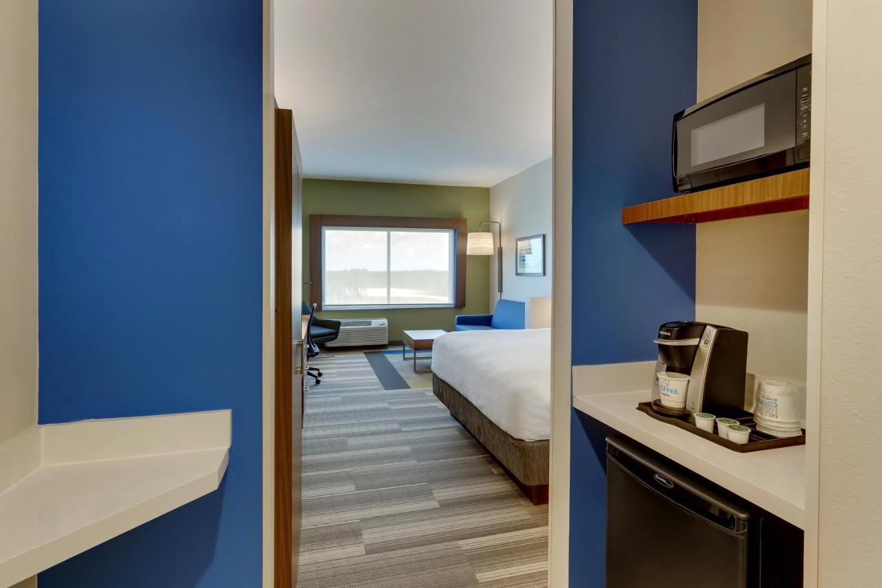 Holiday Inn Express - Wilmington - Porters Neck By Ihg Exterior photo